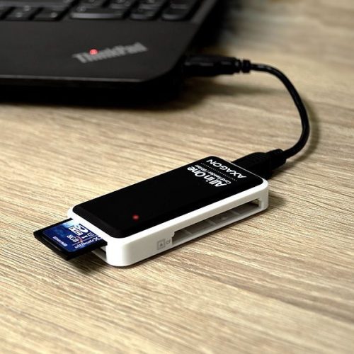 AXAGON CRE-X1 Externer 5-Fach Kartenleser Schwarz/Weiß