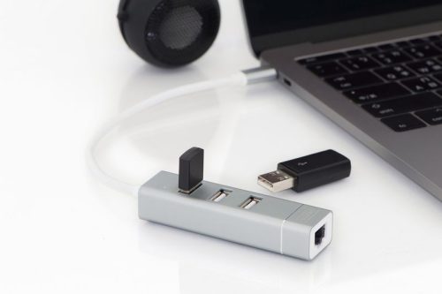 Digitus DA-70253 USB Typ-C 3-Port Hub + Fast Ethernet LAN Adapter